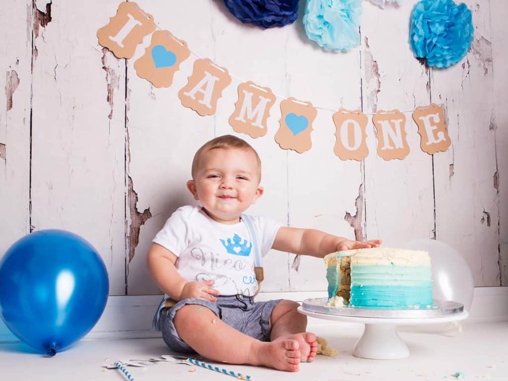 Cambridge Photo Studio Cake Smash Photo Session